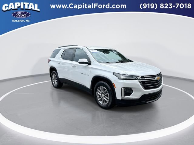 Used 2022 Chevrolet Traverse LT FWD image 2
