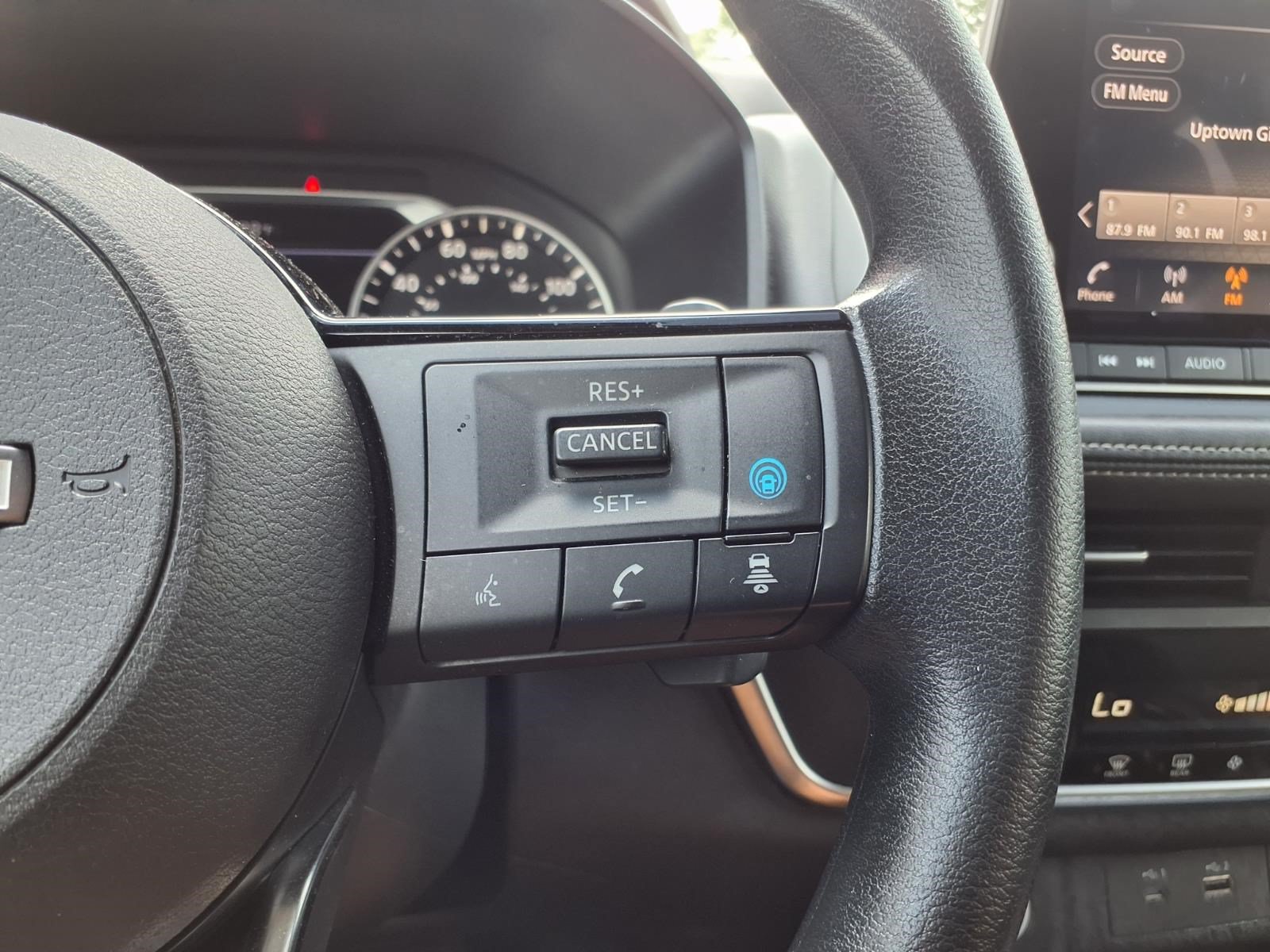 Used 2023 Nissan Rogue SV AWD/4WD image 23