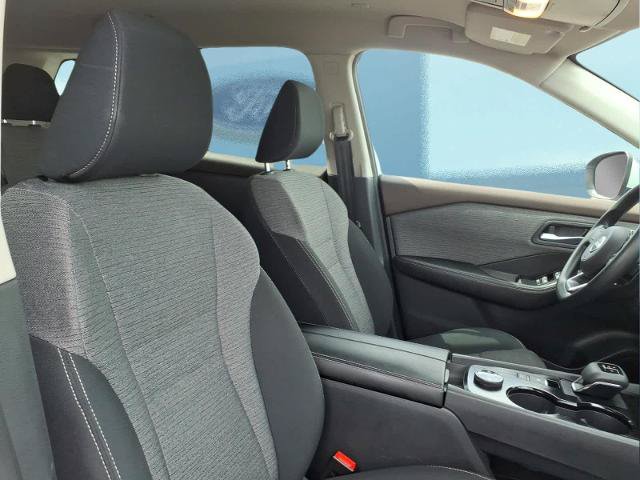 Used 2023 Nissan Rogue SV AWD/4WD image 12