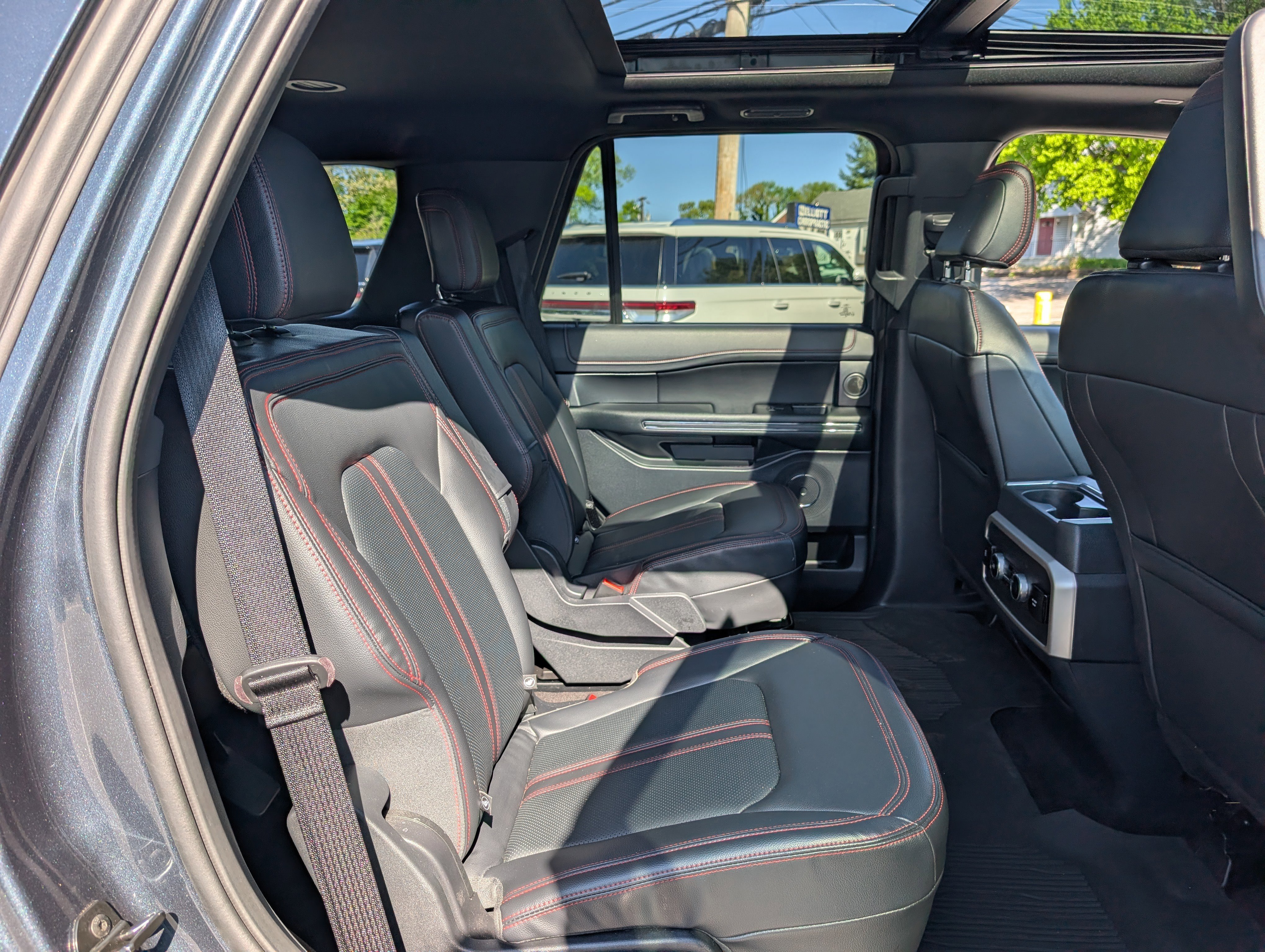 Certified 2023 Ford Expedition Limited AWD/4WD image 13