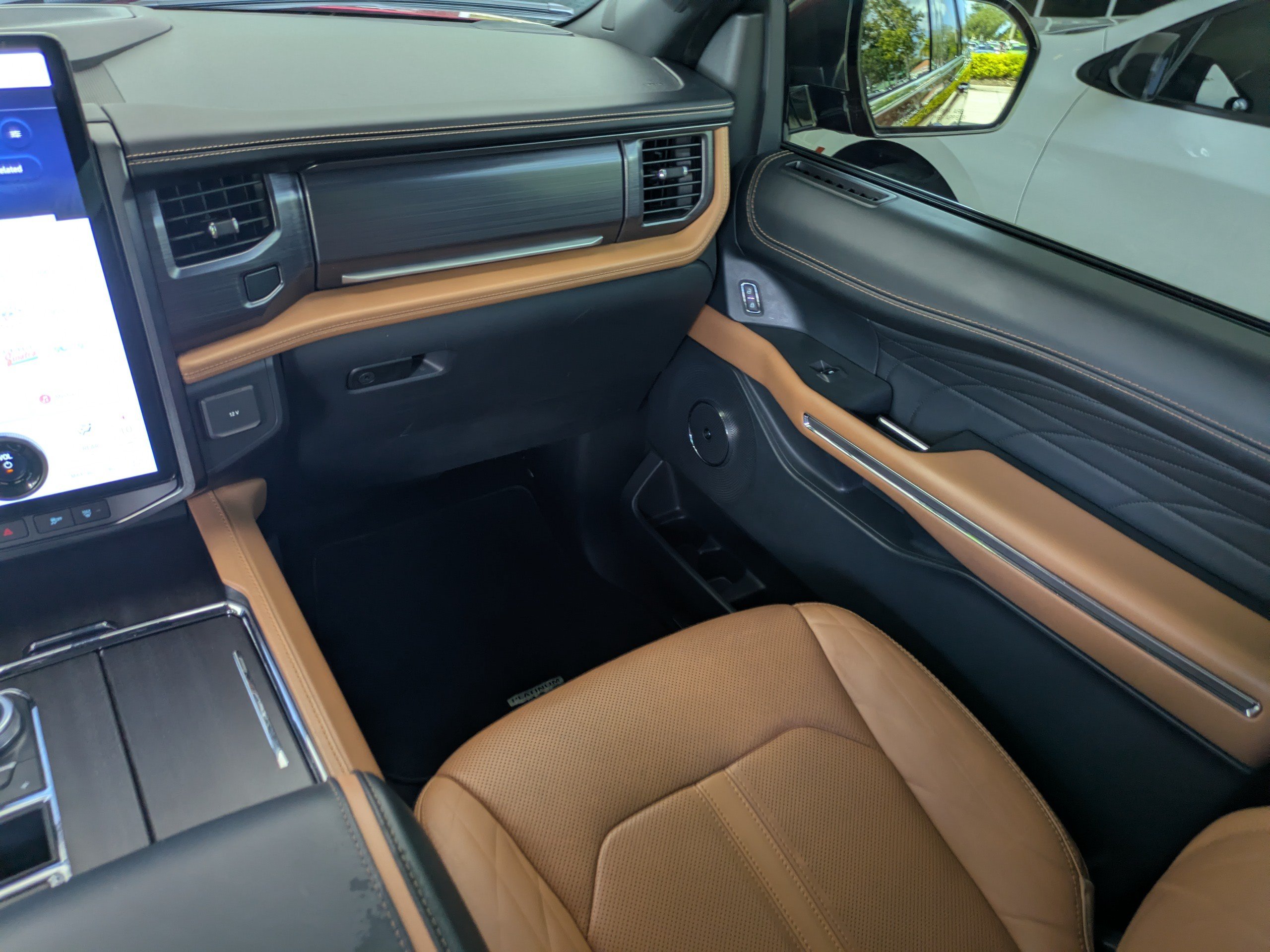 Certified 2022 Ford Expedition Platinum RWD image 20