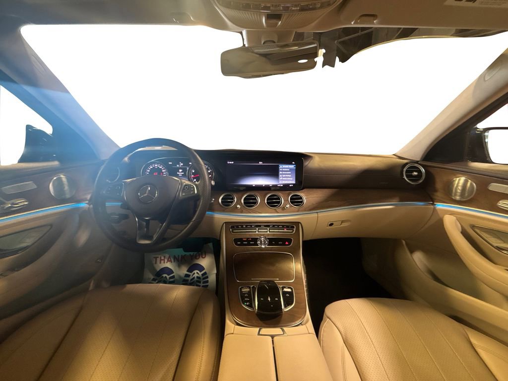 Used 2018 Mercedes-Benz E 300 4MATIC image 21