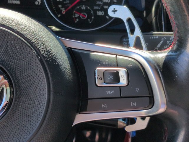 Used 2019 Volkswagen Golf 4-Door FWD image 30