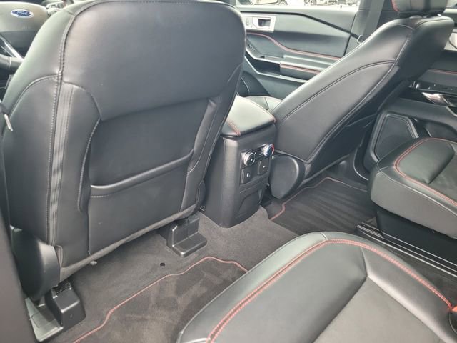 Certified 2022 Ford Explorer ST-Line w/ Class IV Trailer Tow Package image 12