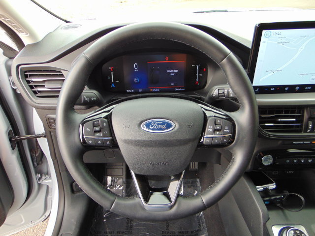 Certified 2026 Ford Escape SE FWD image 15