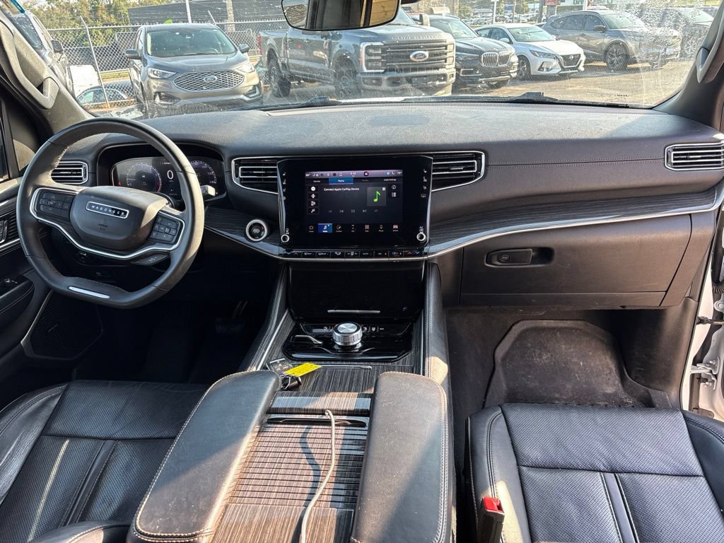 Used 2022 Jeep Wagoneer Series II AWD/4WD image 9