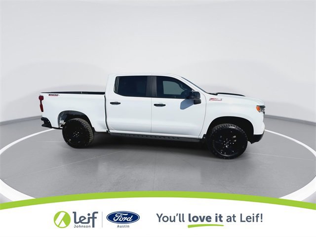 Used 2024 Chevrolet Silverado 1500 LT Trail Boss w/ Convenience Package II image 4