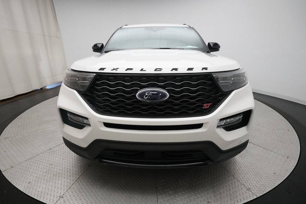Certified 2023 Ford Explorer ST w/ Equipment Group 401A AWD/4WD image 11