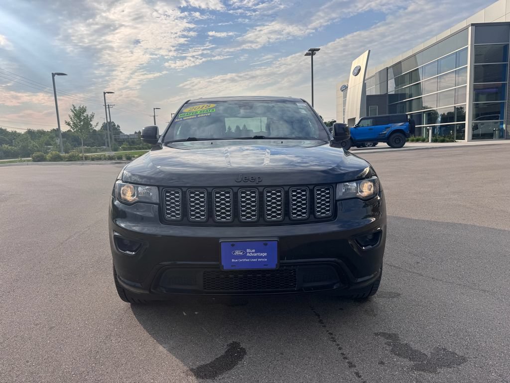 Used 2018 Jeep Grand Cherokee Altitude AWD/4WD image 2
