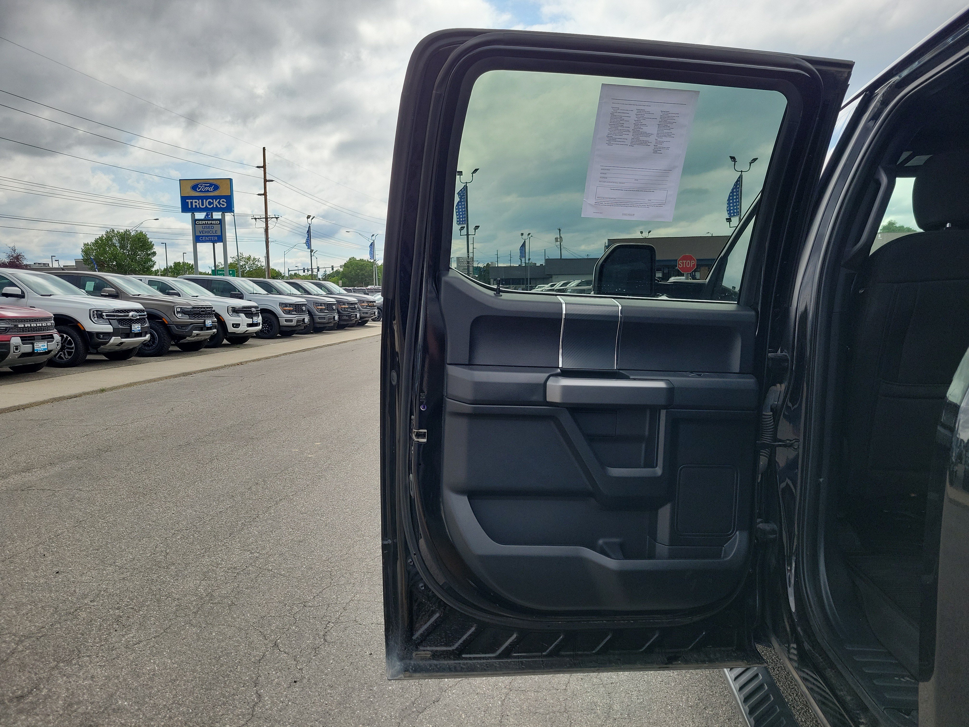 Certified 2019 Ford F150 XLT w/ Equipment Group 302A Luxury AWD/4WD image 12
