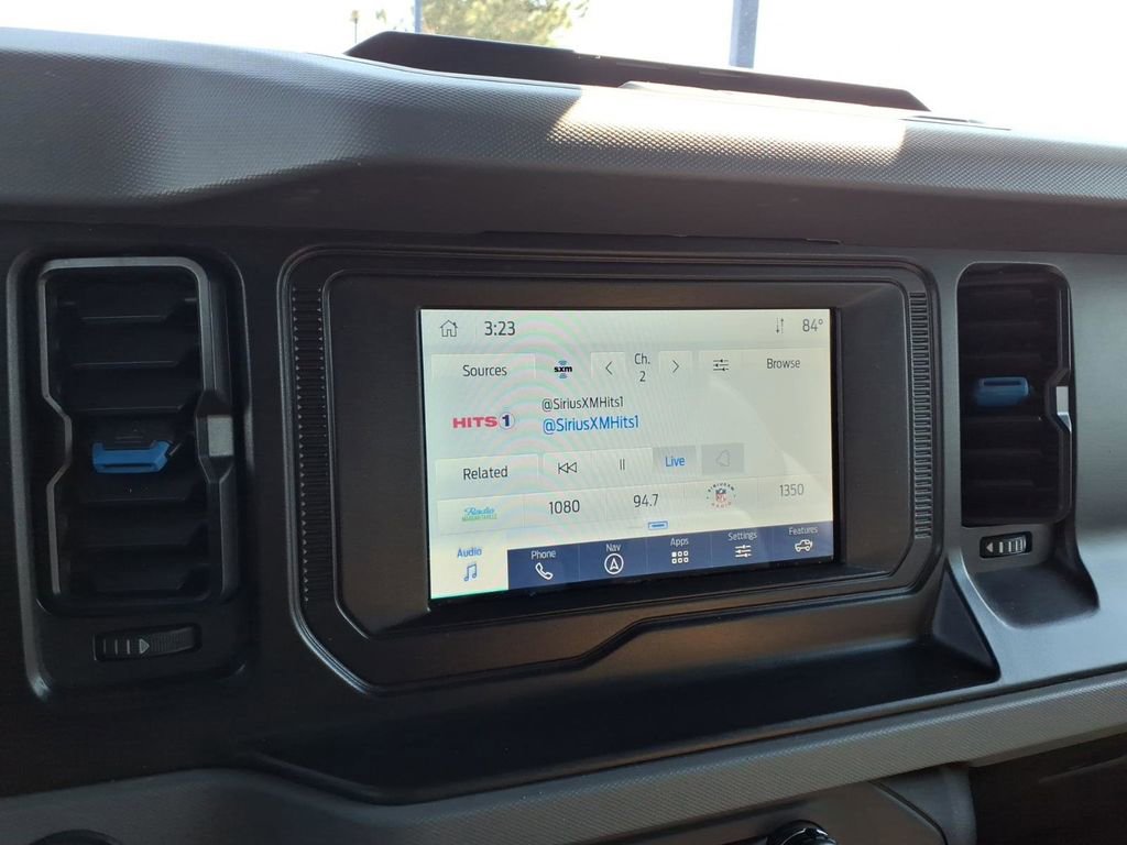 Certified 2023 Ford Bronco Black Diamond AWD/4WD image 18