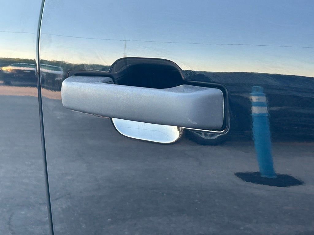 Certified 2023 Ford F450 XLT w/ XLT Value Package image 25