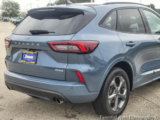 Certified 2023 Ford Escape ST-Line w/ Tech Pack #1 AWD/4WD image 9