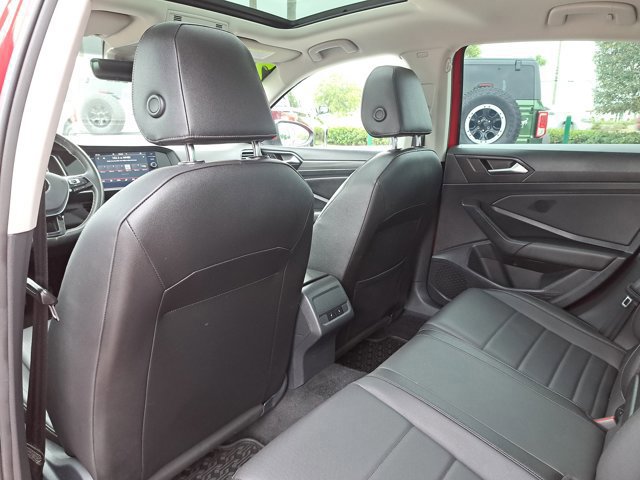 Used 2021 Volkswagen Jetta SEL FWD image 13
