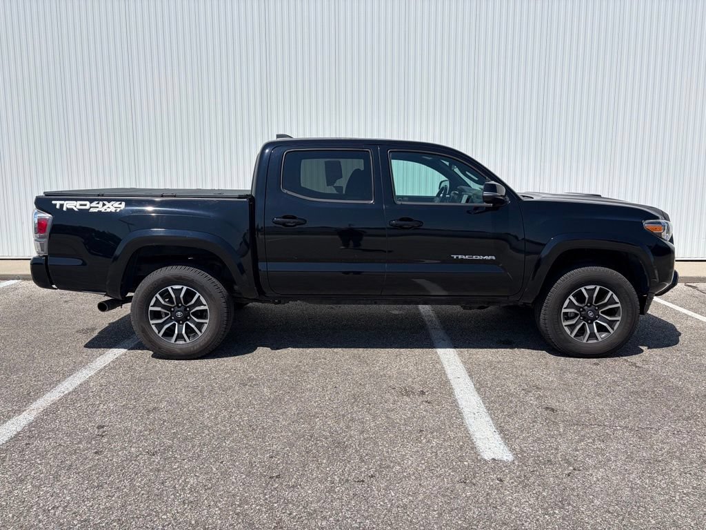 Used 2020 Toyota Tacoma TRD Sport w/ Technology Package AWD/4WD image 9