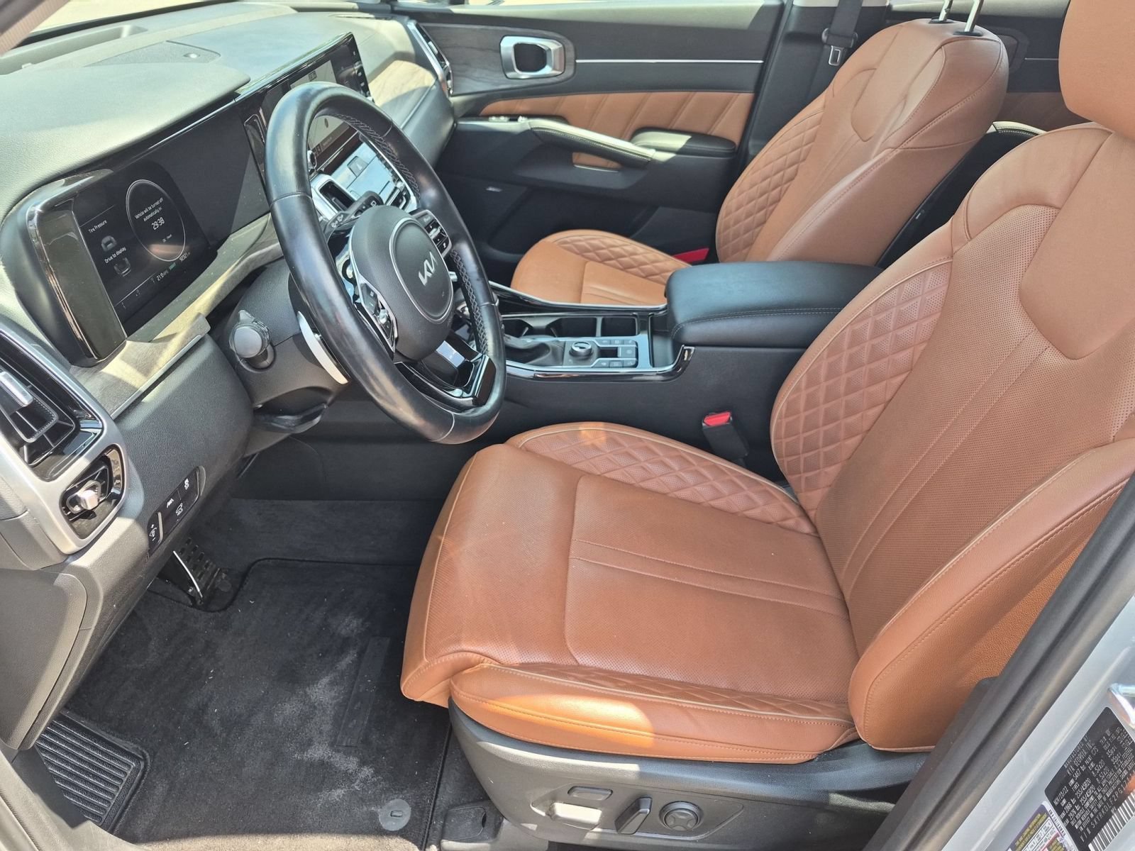 Used 2023 Kia Sorento SX Prestige AWD/4WD image 12