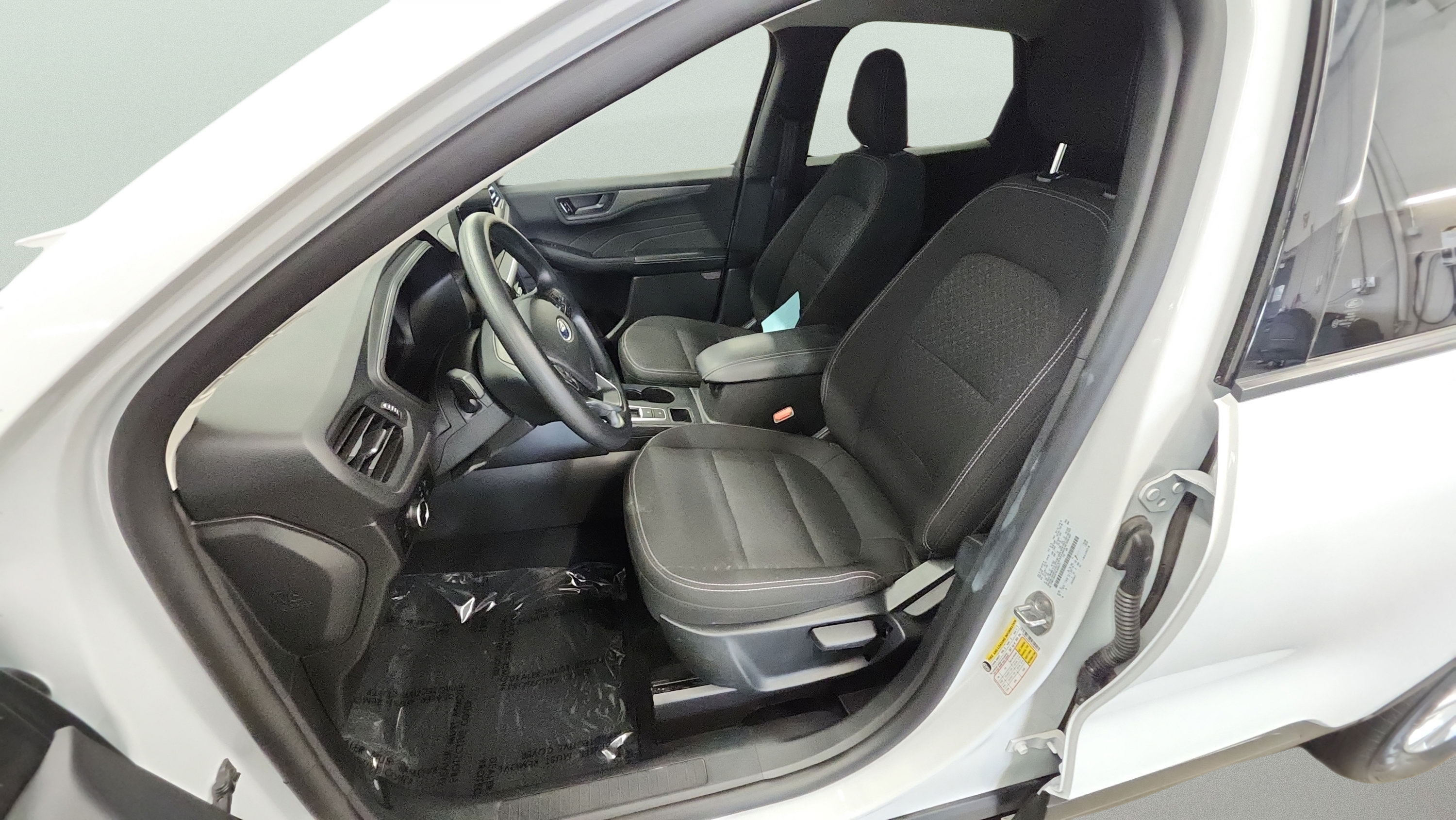 Certified 2025 Ford Escape Active w/ Tech Pack #1 AWD/4WD image 10