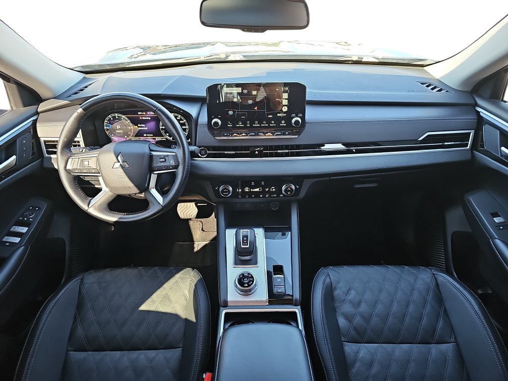 Used 2024 Mitsubishi Outlander SEL Black Edition AWD/4WD image 9