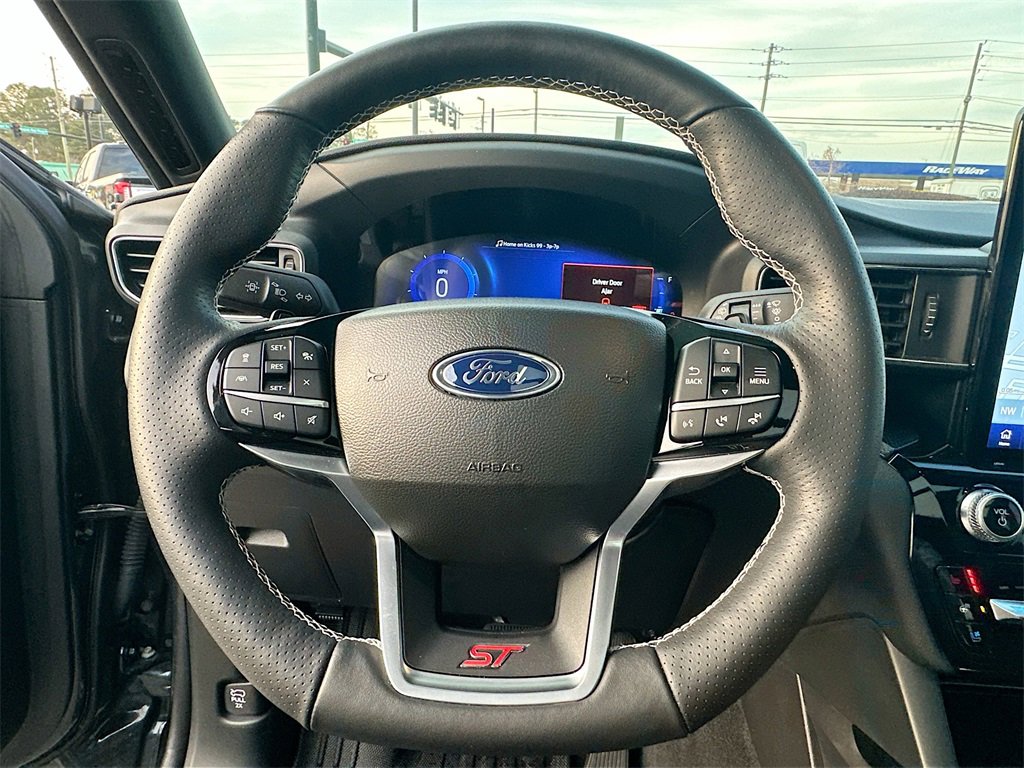 Certified 2023 Ford Explorer ST w/ Equipment Group 401A image 18