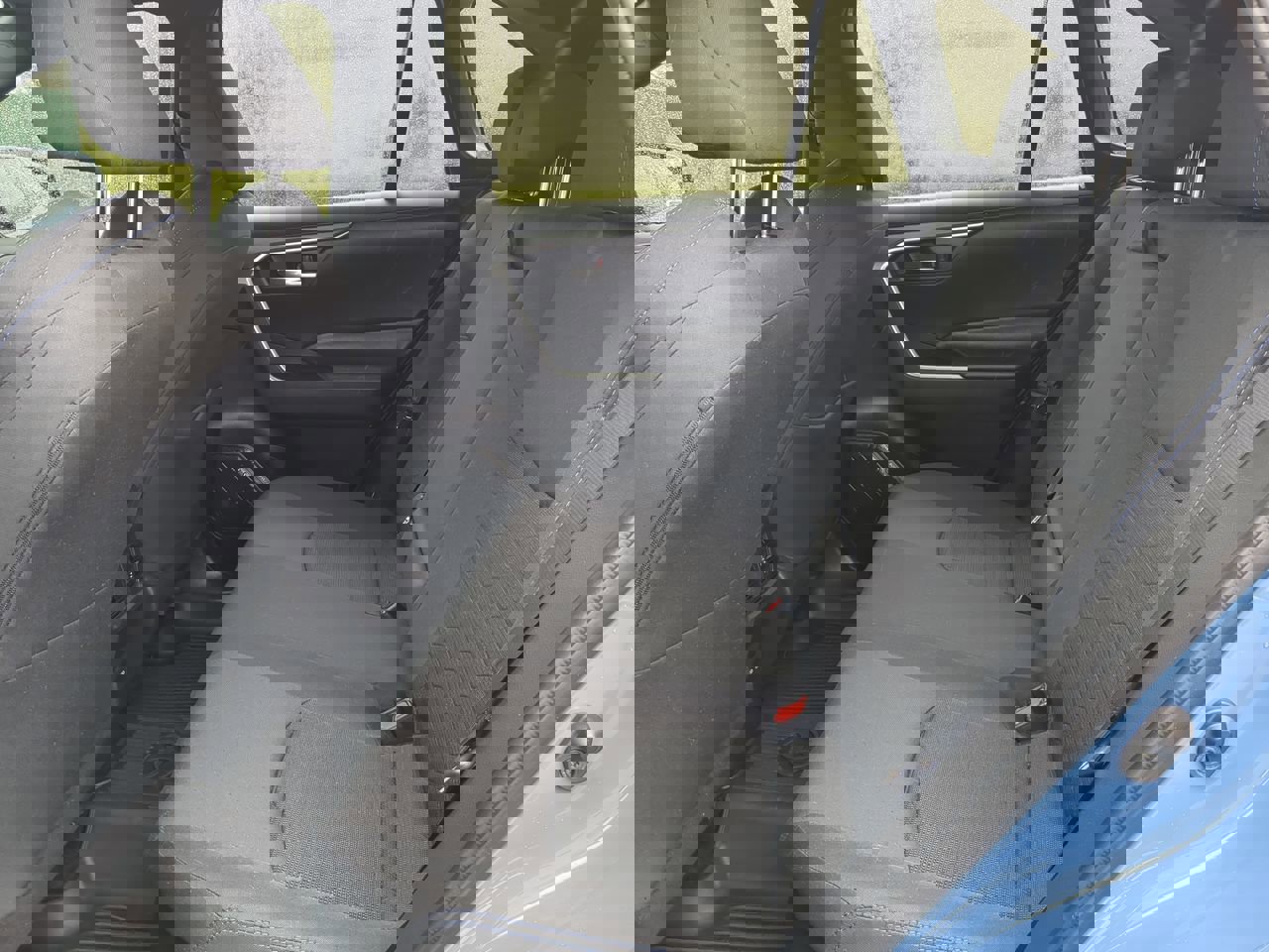 Used 2022 Toyota RAV4 SE w/ Convenience Package image 12