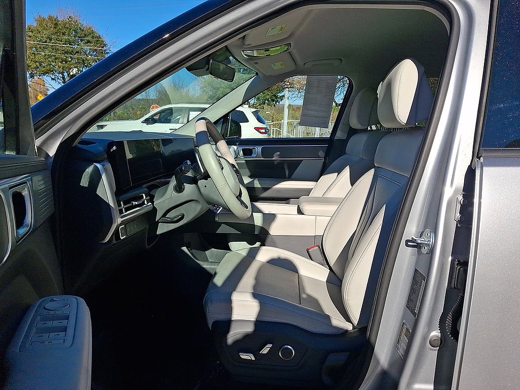 Used 2026 Hyundai Santa Fe SEL AWD/4WD image 11