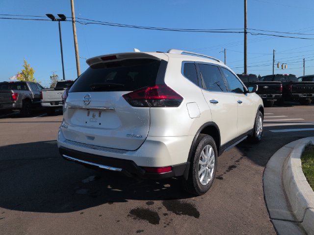 Used 2018 Nissan Rogue SV AWD/4WD image 5