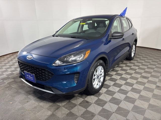 Certified 2020 Ford Escape S FWD image 3