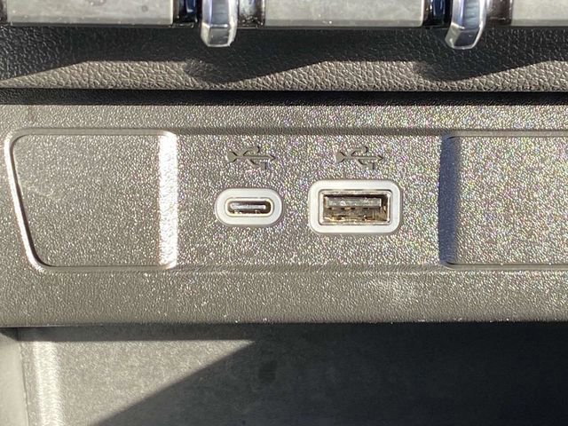 Used 2024 GMC Canyon AT4 w/ AT4 Premium Package image 31