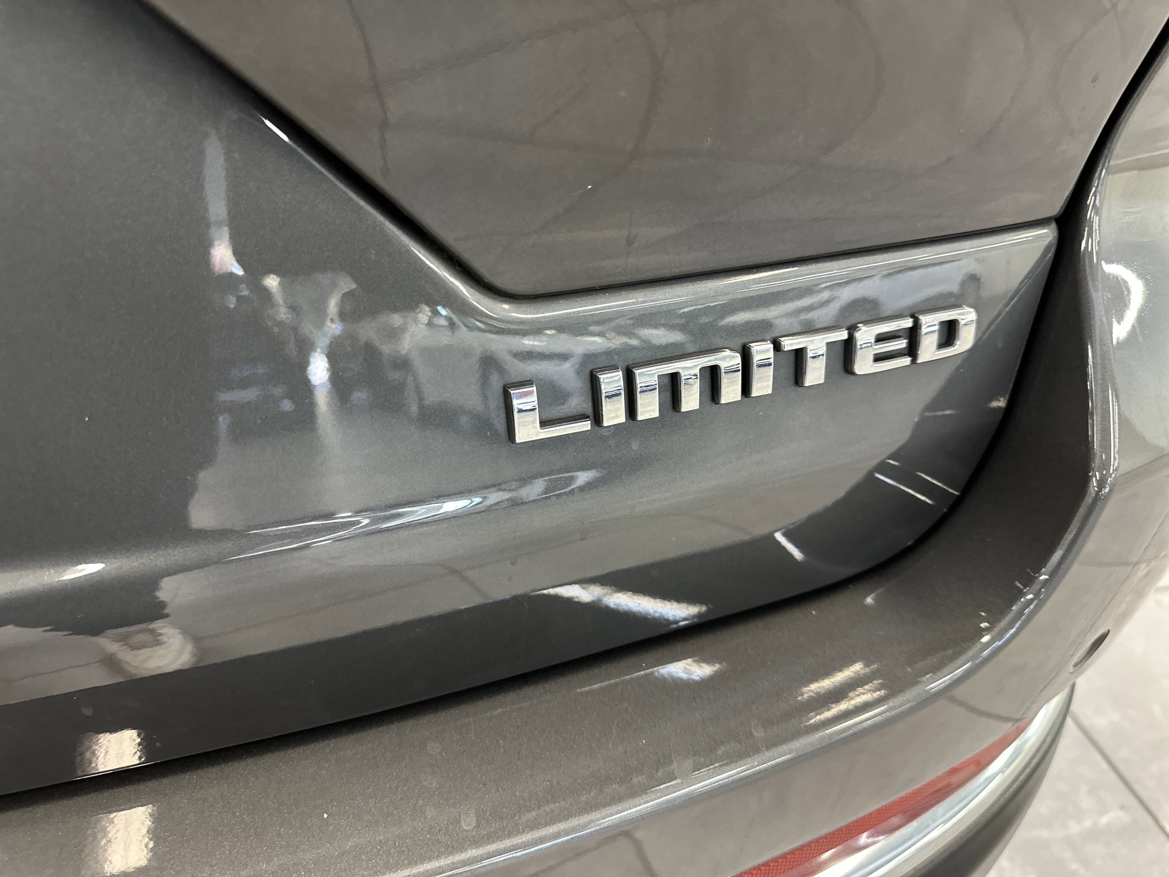 Used 2022 Jeep Grand Cherokee Limited w/ Trailer Tow Prep Group (B) image 19