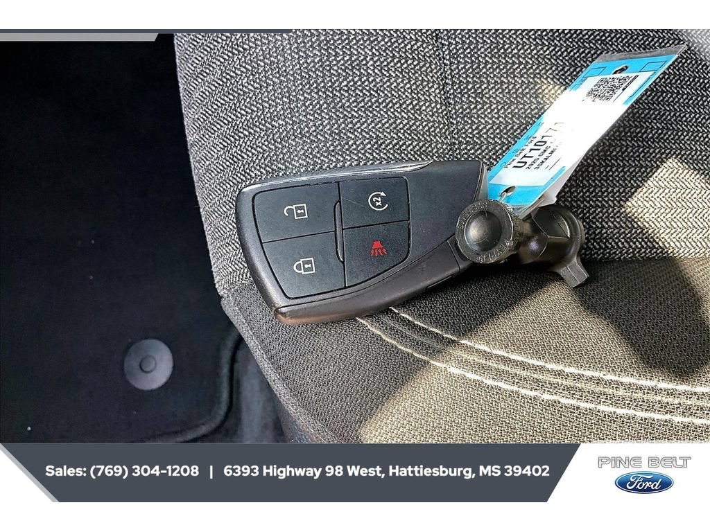 Used 2025 GMC Terrain Elevation FWD image 9