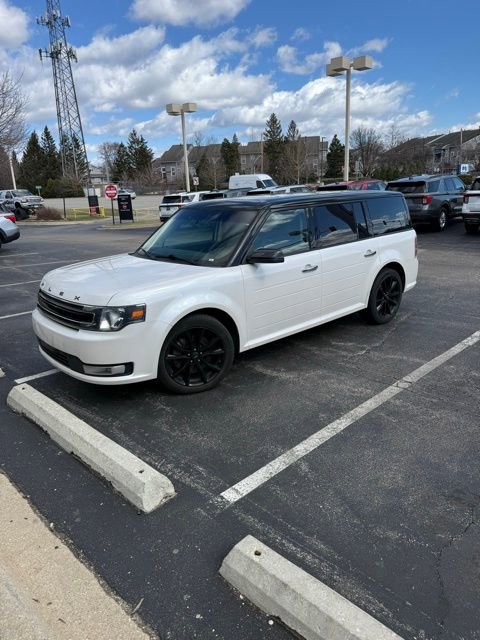 Certified 2018 Ford Flex SEL w/ Equipment Group 202A image 2