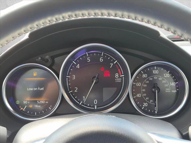 Used 2024 MAZDA MX-5 Miata Club RWD image 11