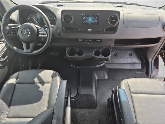 Used 2024 Mercedes-Benz Sprinter 2500 w/ Acoustic Package image 16