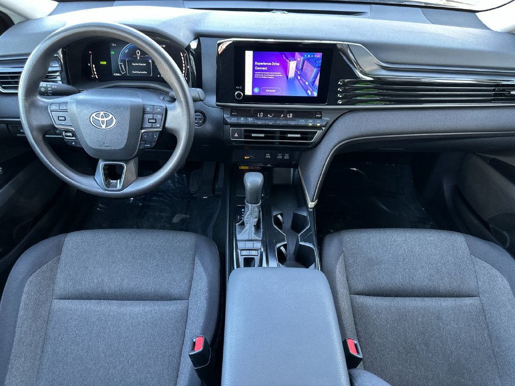 Used 2025 Toyota Camry LE FWD image 12