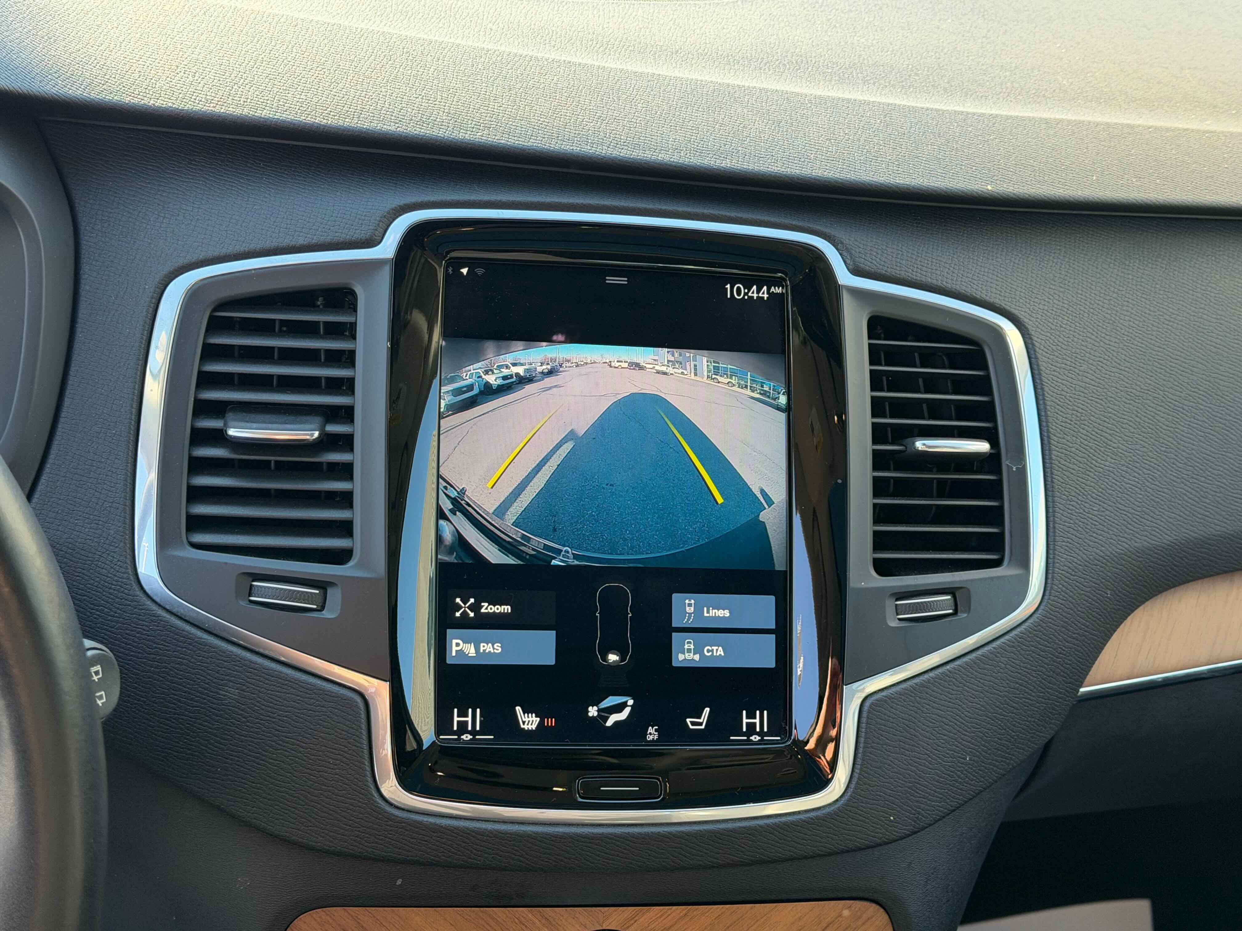 Used 2021 Volvo XC90 T8 Inscription Expression w/ Protection Package Premier image 21