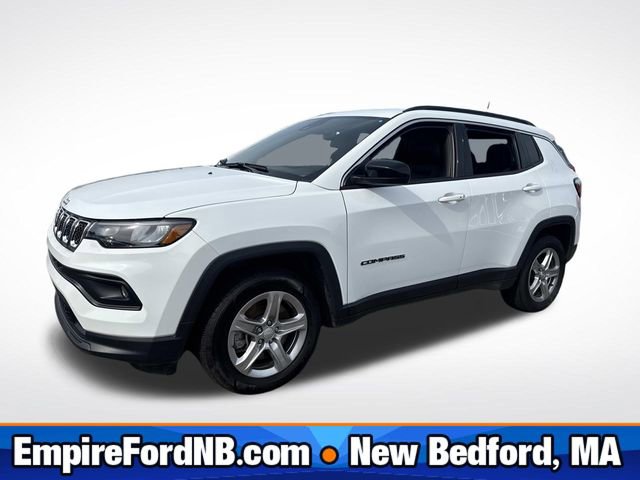 Used 2024 Jeep Compass Latitude image 1