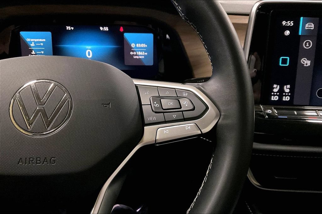 Used 2025 Volkswagen Atlas SE AWD/4WD image 18