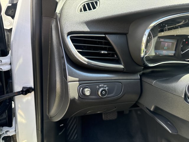 Used 2020 Buick Encore Preferred FWD image 13
