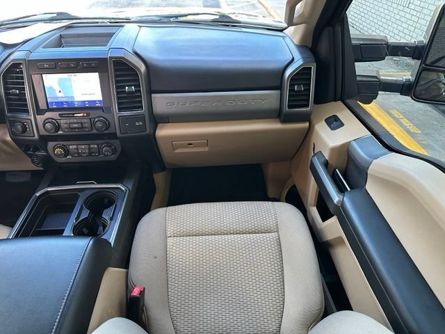 Certified 2021 Ford F250 XLT w/ XLT Premium Package AWD/4WD image 13