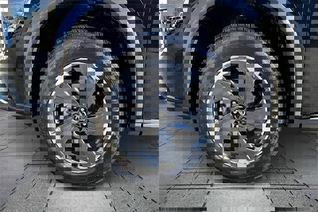 Used 2024 Nissan Rogue SV image 10