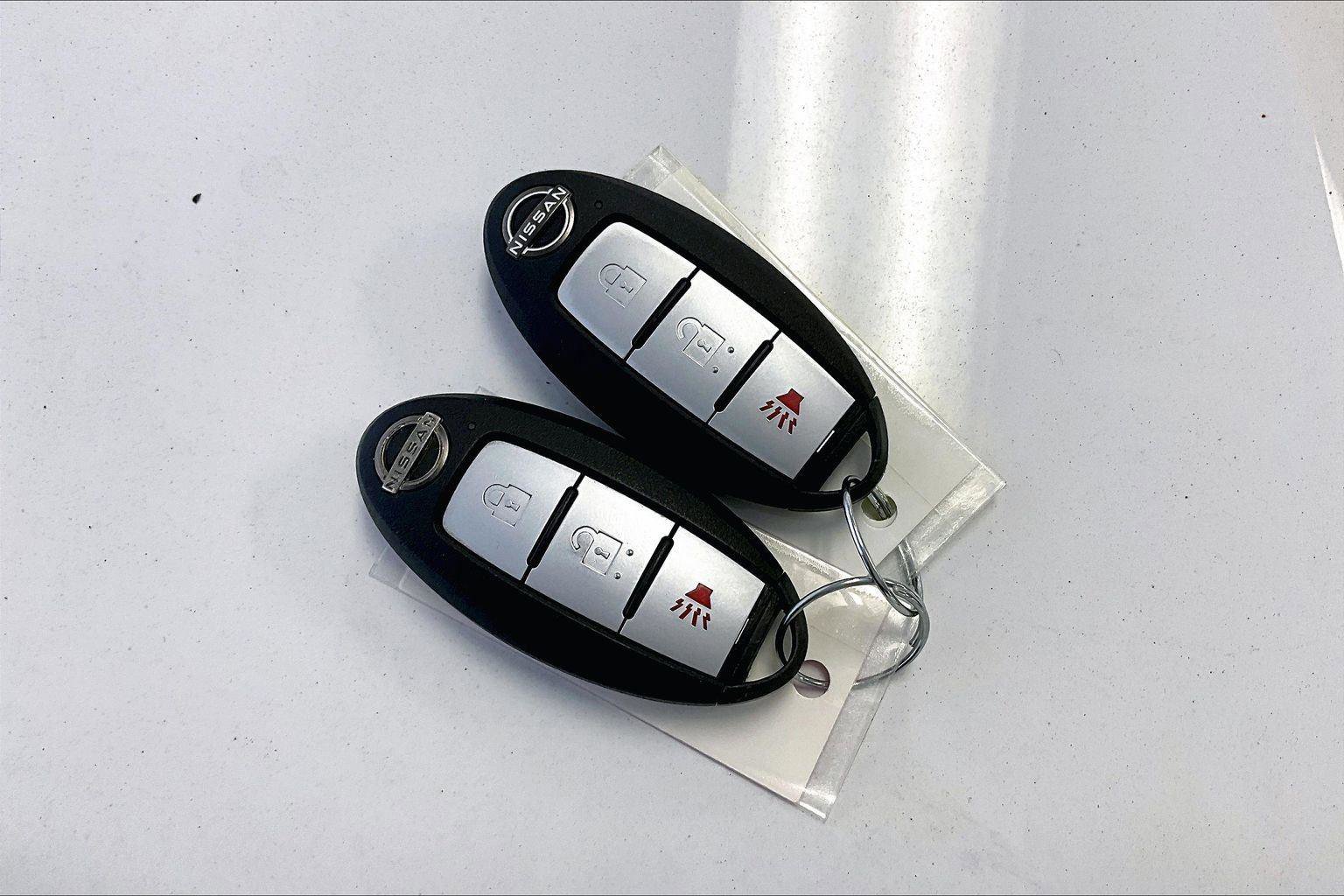 Used 2022 Nissan Kicks S image 9