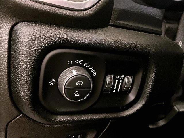 Used 2021 RAM 1500 Laramie w/ Sport Appearance Package AWD/4WD image 30