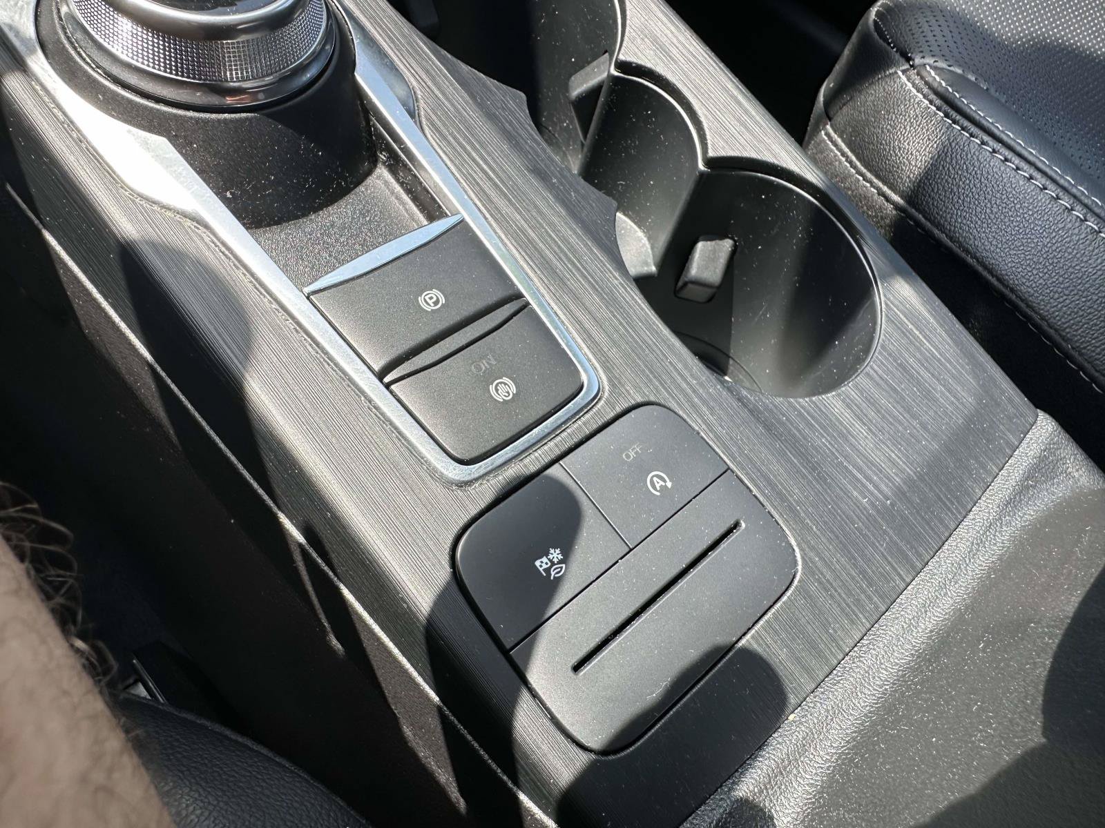 Certified 2022 Ford Escape SEL AWD/4WD image 21