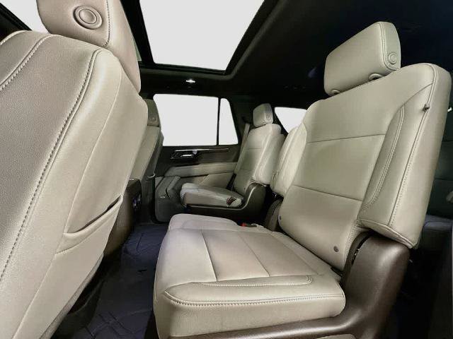 Used 2025 Chevrolet Tahoe Z71 w/ Z71 Off-Road Package AWD/4WD image 14