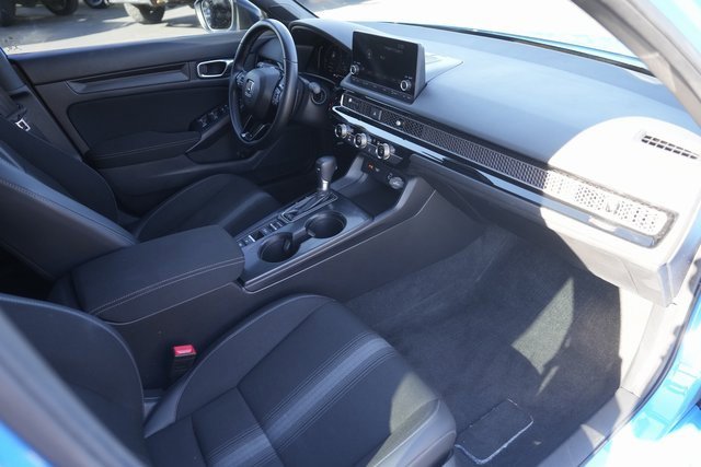 Used 2023 Honda Civic Sport image 17