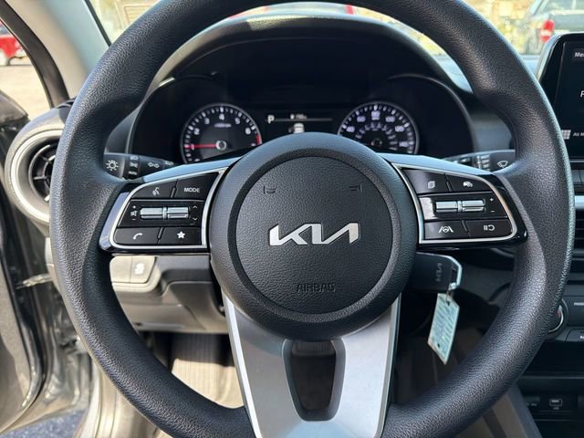 Used 2024 Kia Forte LXS w/ LXS Technology Package image 13