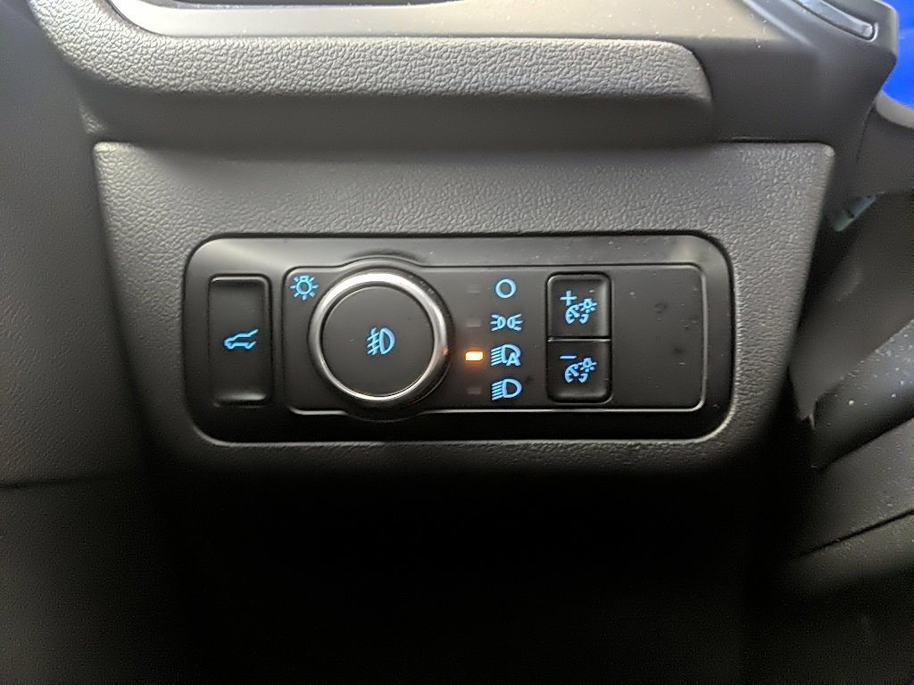 Certified 2022 Ford Escape Titanium w/ Class II Trailer Tow Package image 23