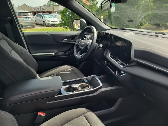 Used 2025 Chevrolet Equinox LT FWD image 26