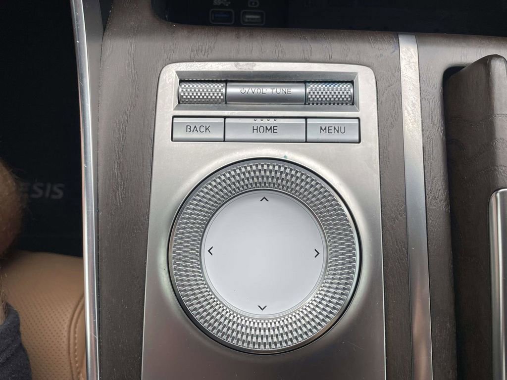 Used 2021 Genesis GV80 2.5T w/ Advanced Package 02 image 24