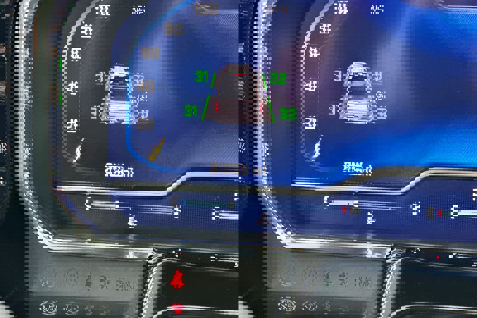 Used 2023 Chevrolet Silverado 1500 ZR2 w/ Technology Package image 25